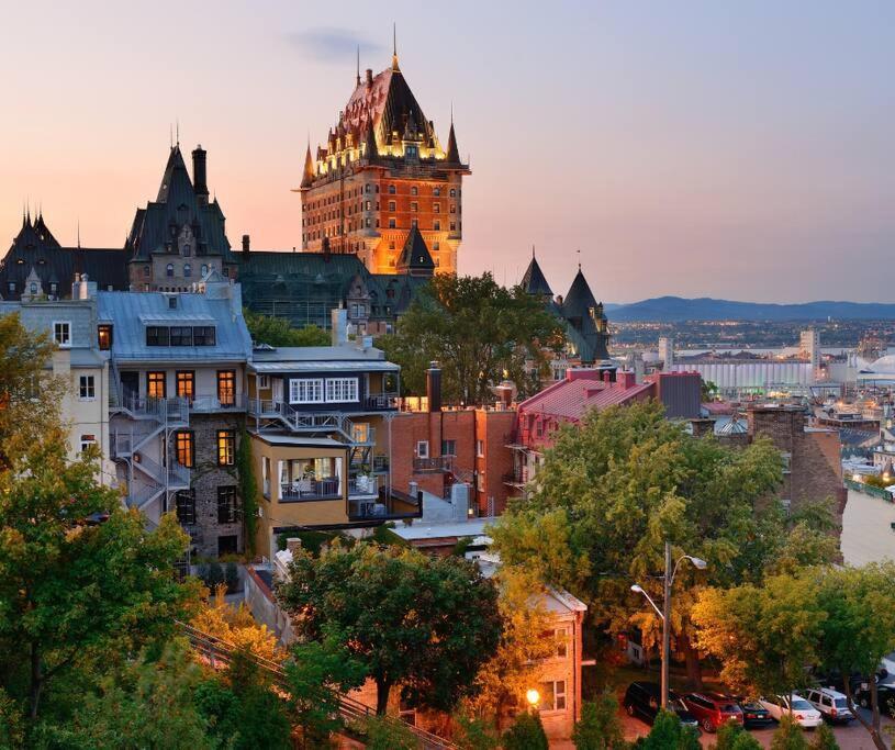 Initial / New Yorker / Centre-Ville De Quebec Exterior photo